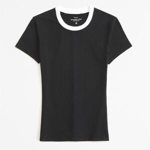 Abercrombie & Fitch Essential Tuckable Baby Tee